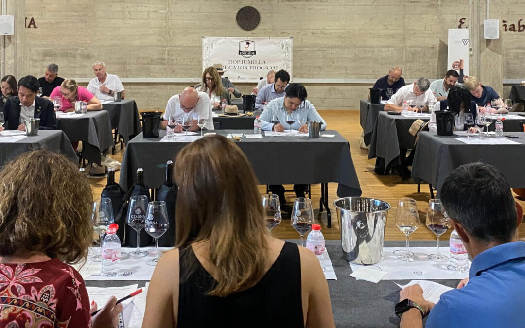 The Jumilla Wine School Takes First and Excellent Steps
